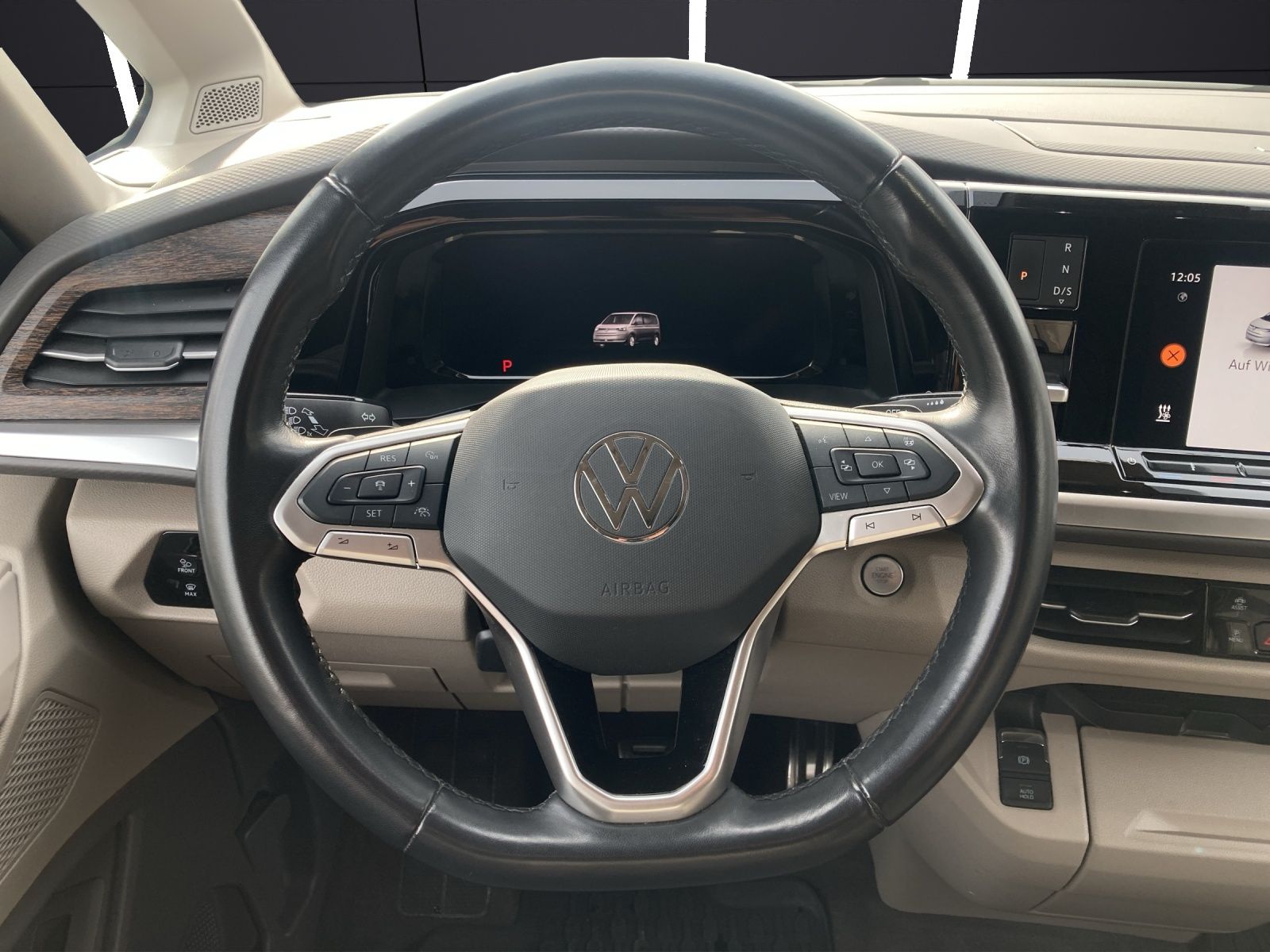 Fahrzeugabbildung Volkswagen T7 Multivan TDI STYLE DSG MATRIX ACC AHZV