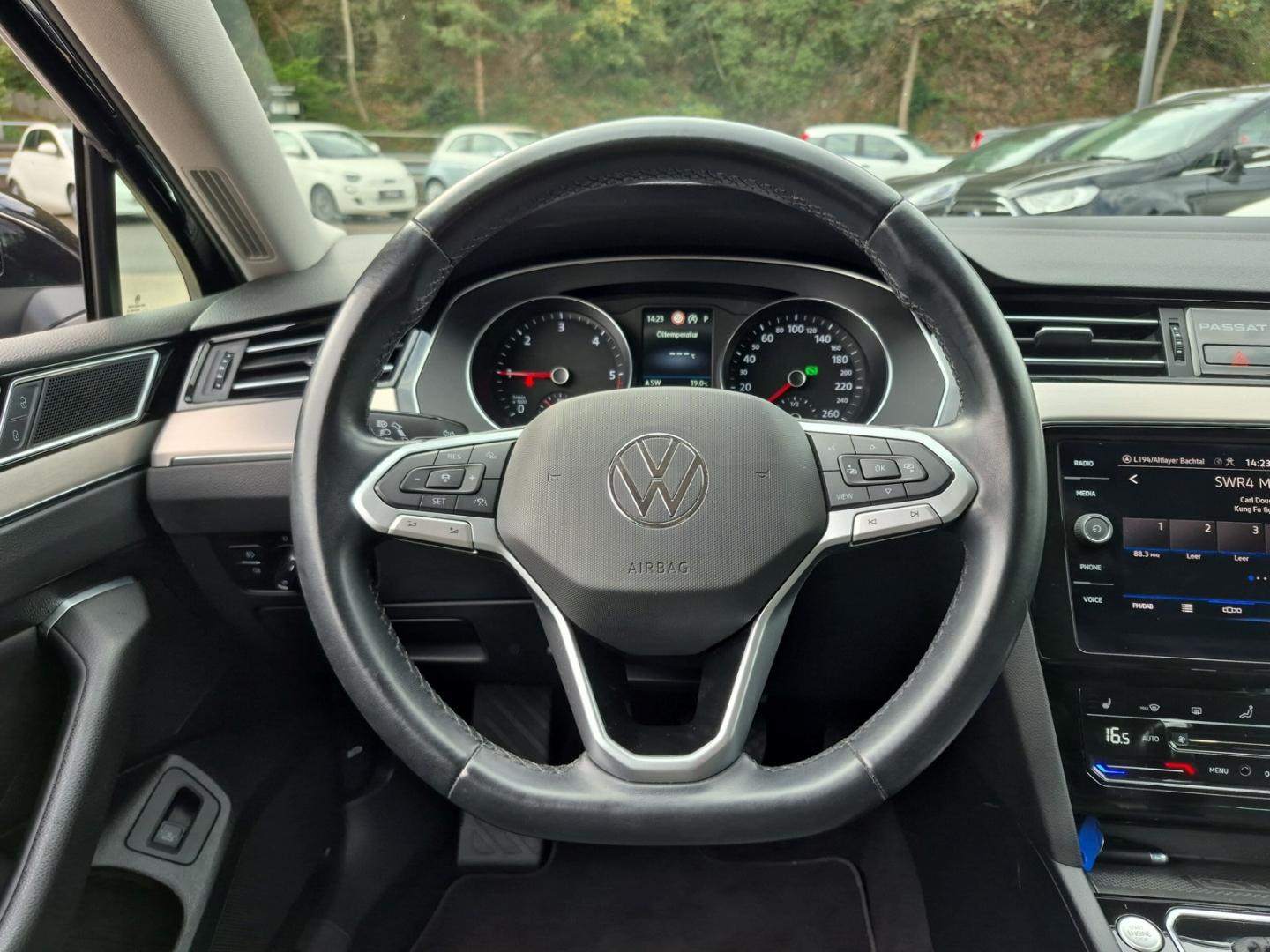 Volkswagen Passat Elegance 2.0T NAVI MatrixLED Kame, миниатюра 9