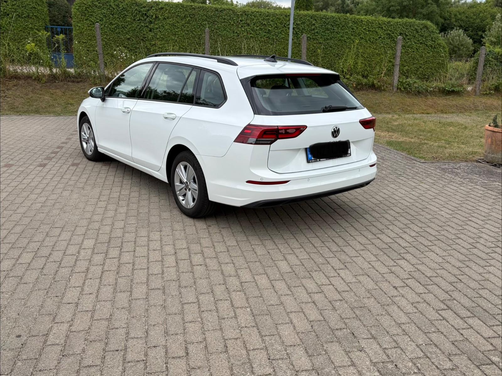 Volkswagen Golf VIII 1.0 TSI OPF Life Variant Life, миниатюра 5