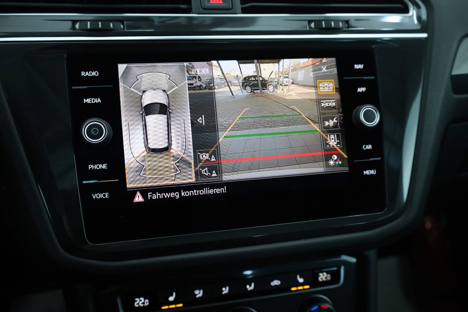 Fahrzeugabbildung Volkswagen Tiguan Allspace Highline,Navi,ACC,Panorama,AHK