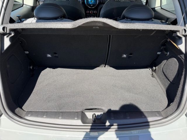 Fahrzeugabbildung MINI One +RADIO+KLIMA+LED+PDC+TEMPOMAT+BT+UVM+