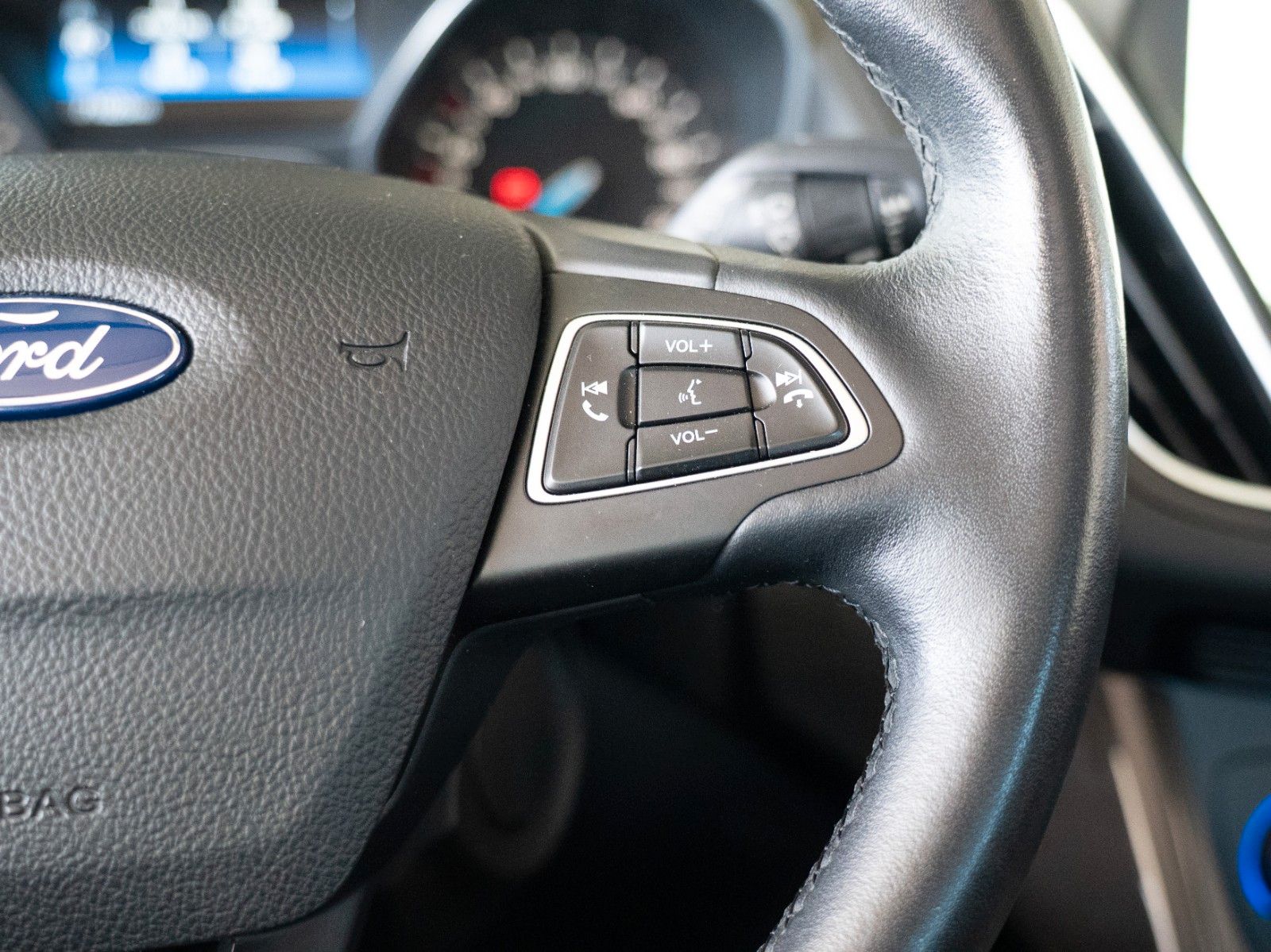 Fahrzeugabbildung Ford Grand C-Max Grand Titanium NAVI/PDC V+H/KLIMA