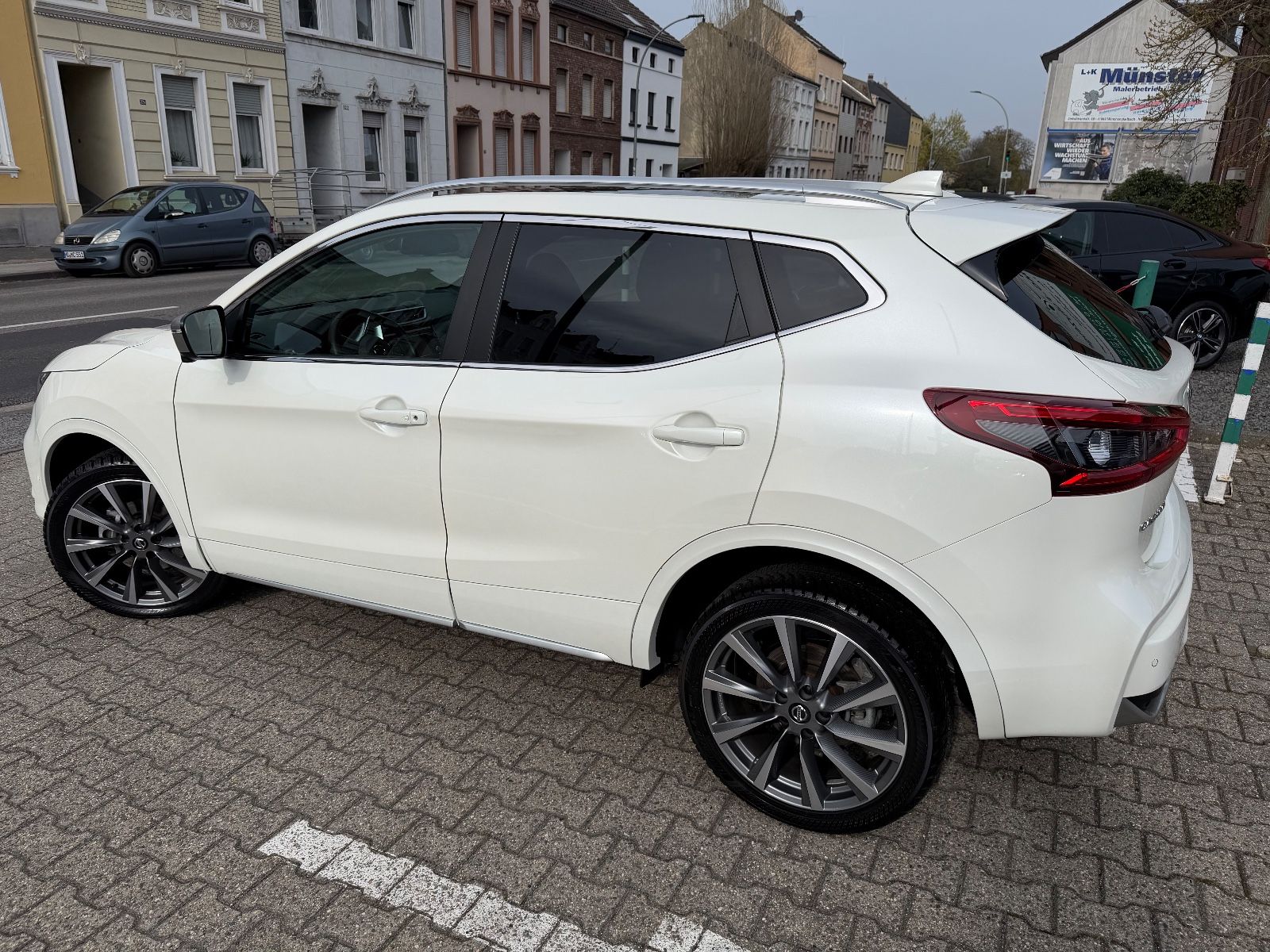 Fahrzeugabbildung Nissan Qashqai Tekna+ VOLLAUSSTATTUNG 19 ZOLL BOSE