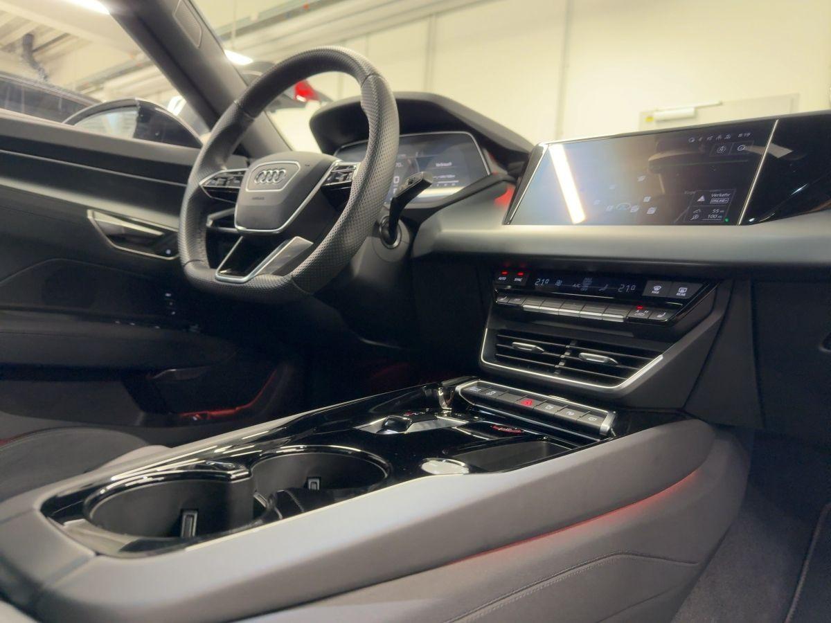 Audi e-tron GT quattro Matrix Head-Up Standklima Pano