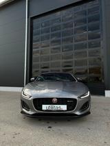 Jaguar F-Type Coupe R-Dynamic - Jaguar F-Type mit Benzin-Antrieb: Coupe