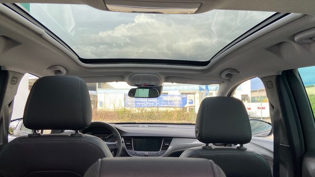 Fahrzeugabbildung Opel Crossland (X) 1.2 DIT ULTIMATE , NAVI+RFK , PANO