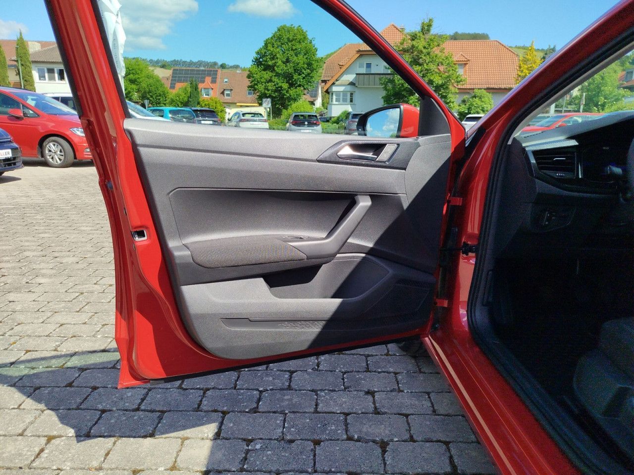 Fahrzeugabbildung Volkswagen Polo Life 1.0 BT070 TSIM5F
