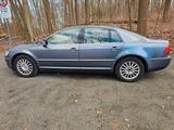 Volkswagen Phaeton 3.0 V6 TDI Vollausstattung mit ACC - silberne Volkswagen Phaeton