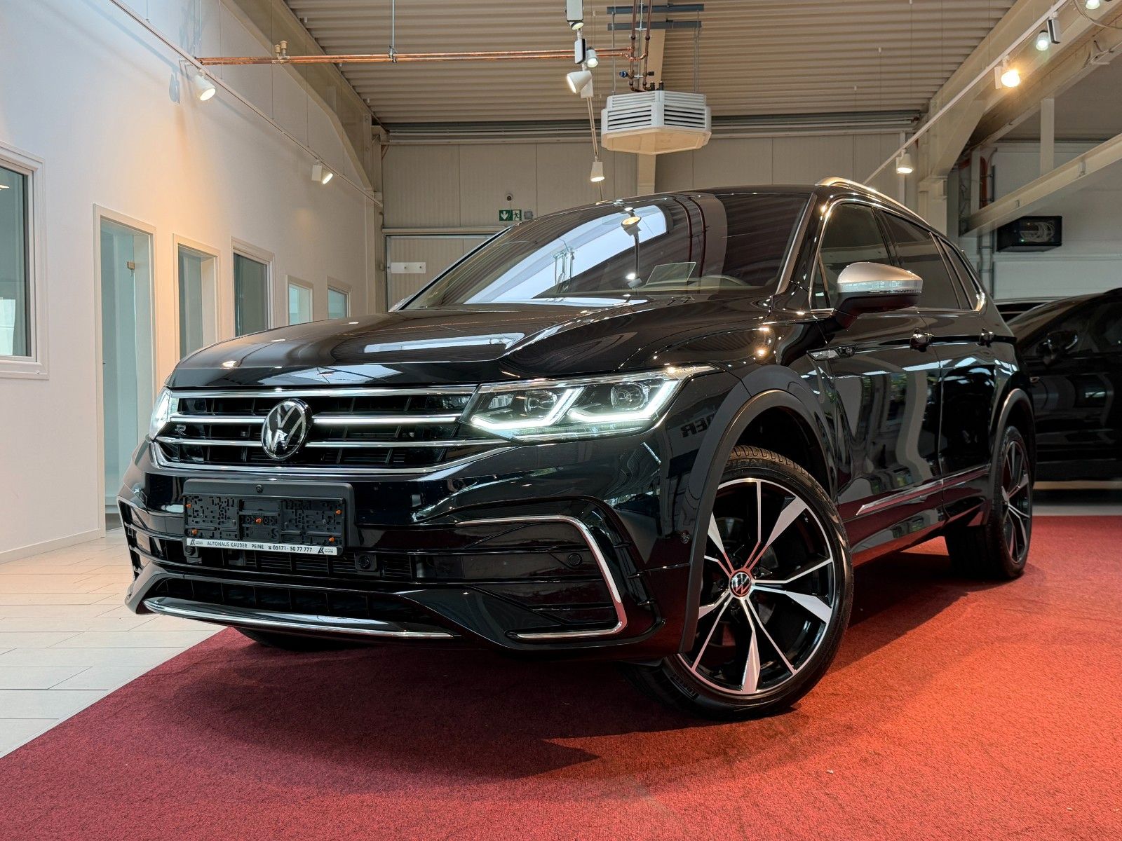 Volkswagen Tiguan Allspace R-Line 4Motion *LED*AHK*Pano* imagem 3
