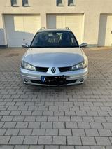 Renault Laguna II Grandtour *TÜV neu* - Renault Laguna aus 2006