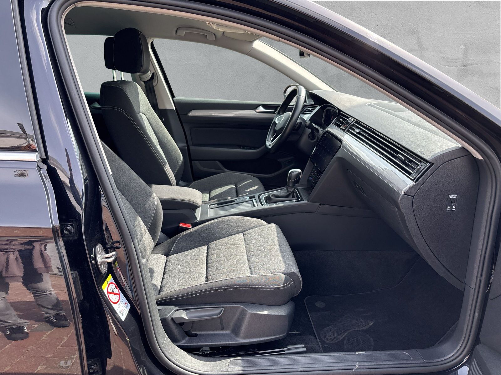 Fahrzeugabbildung Volkswagen Passat Variant Business 2.0 TDI DSG RFK App-Conn
