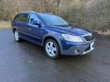 Skoda Octavia Scout 4x4 Allrad 2,0 TDI - Skoda Octavia aus 2011: Scout