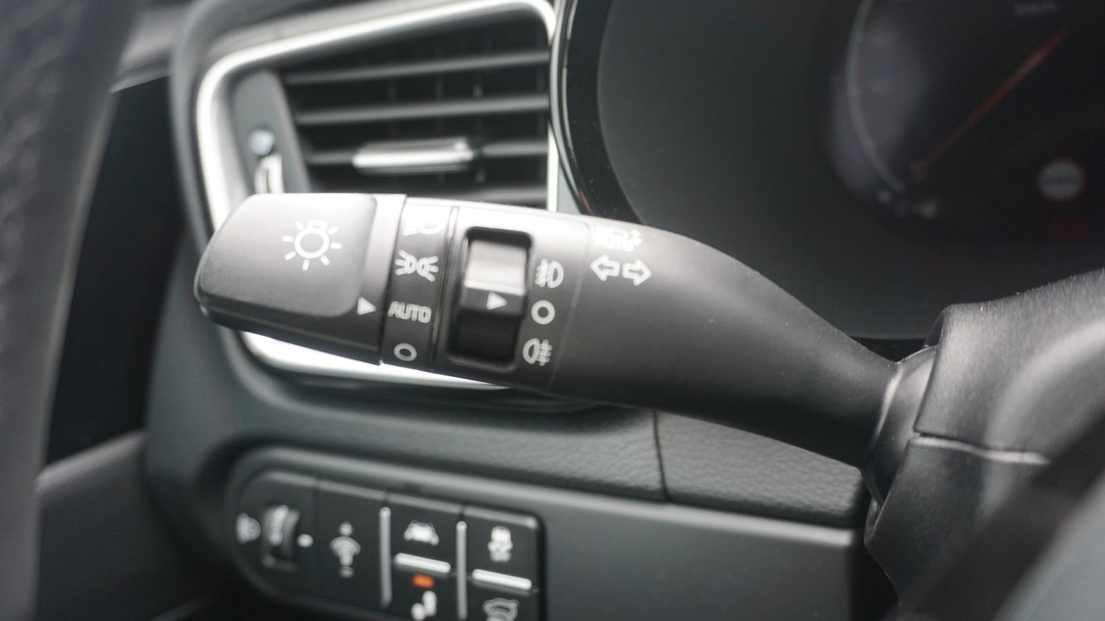 Kia XCeed 1.6 T-GDI Platinum Edition LED Panorama
