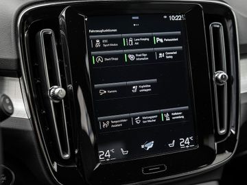 Volvo XC40 - 12