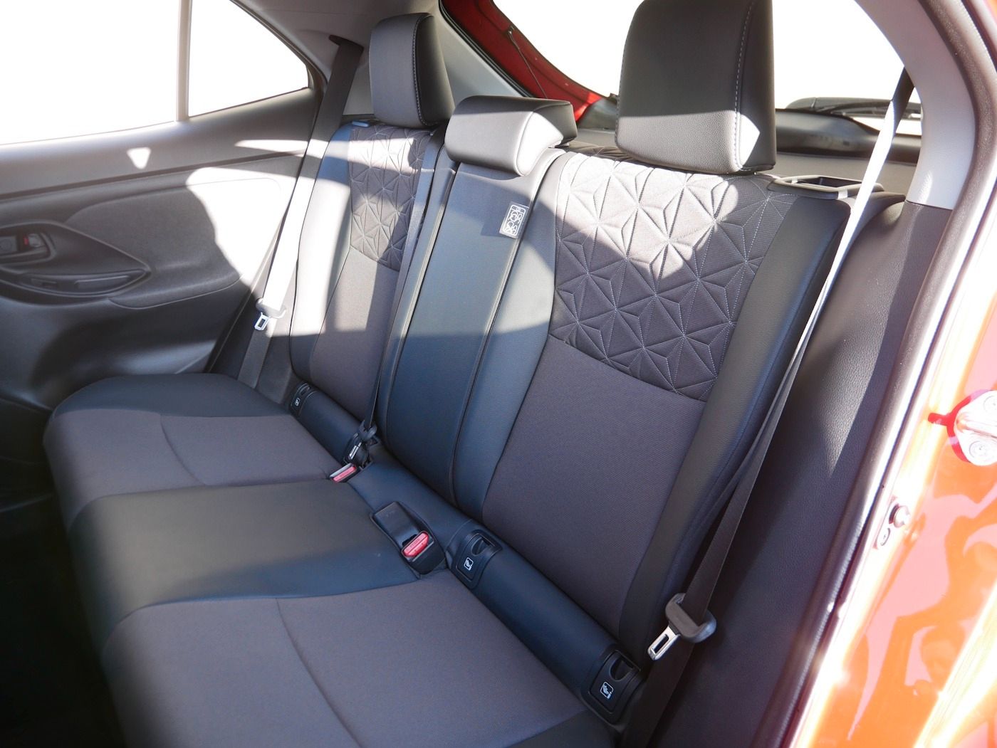 Fahrzeugabbildung Toyota Yaris Cross 1.5 VVT-iE Elegant AHK Kamera ACC LH