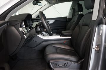 Audi Q8 - 9