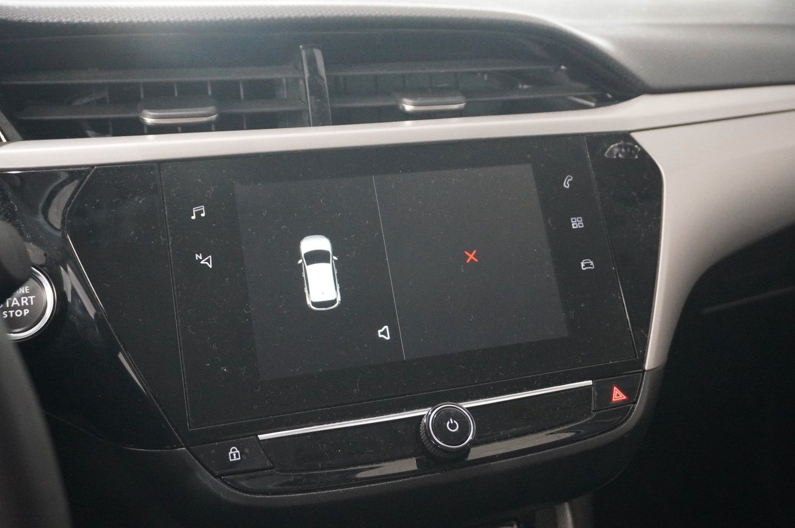 Fahrzeugabbildung Opel Corsa-e F EDITION 7KW NAVI/VIRT/TEMP/DAB/WÄRMEP.
