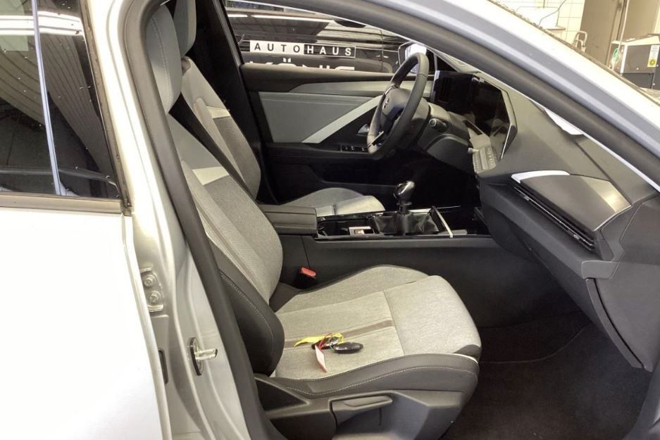 Fahrzeugabbildung Opel Astra L ST 1.5D ELEGANCE NAVI/LED/SHZ/VIRTU.