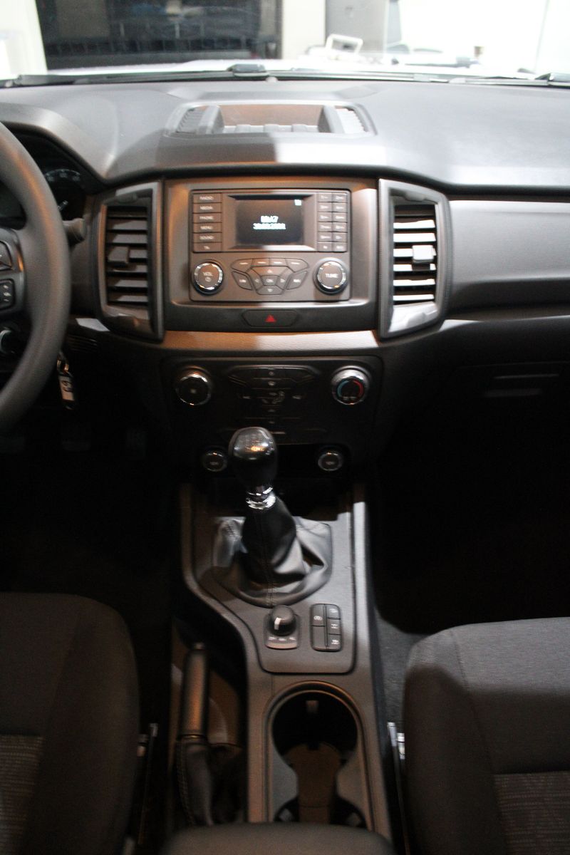 Ford Ranger Extra 2.0 TDCI 4x4 PANTHER DOKA *I.HAND* foto 6