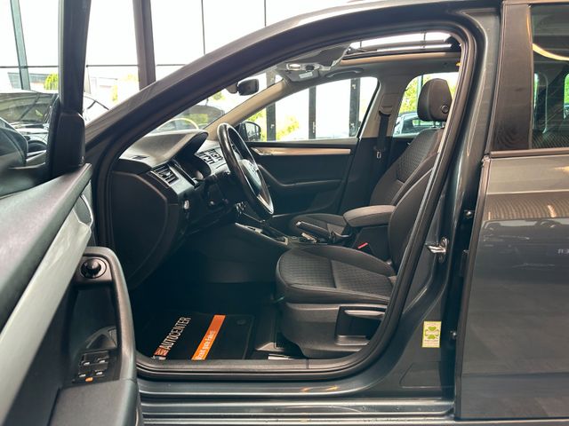 Skoda Octavia *PANO*SitzStandLenkradHZ*ACC*AHK*NAVI*