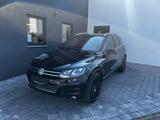 Volkswagen Touareg V8 TDI/Pano/ - gebrauchte Volkswagen Touareg aus dem Jahr 2010