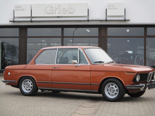 BMW 1502