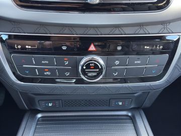 Ssangyong REXTON 2.2D 8AT 4WD °OFFROAD-Paket°BLACK-Paket°