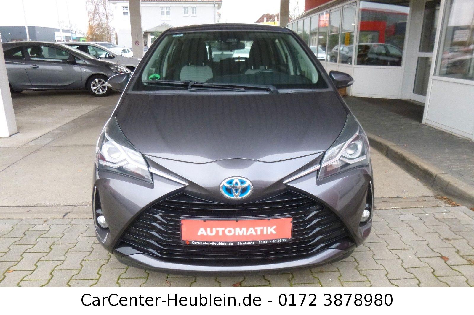 Toyota Yaris Hybrid Team D