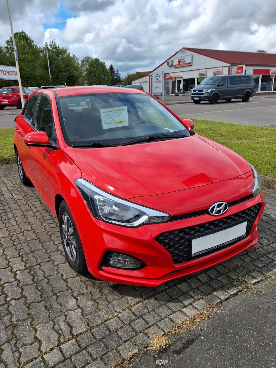 Hyundai i20 blue 1.0 T-GDI Active DCT Automatik