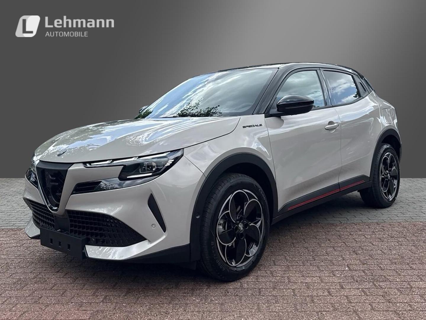 Alfa Romeo Junior Ibrida SPECIALE Panoramadach-TechnologieP