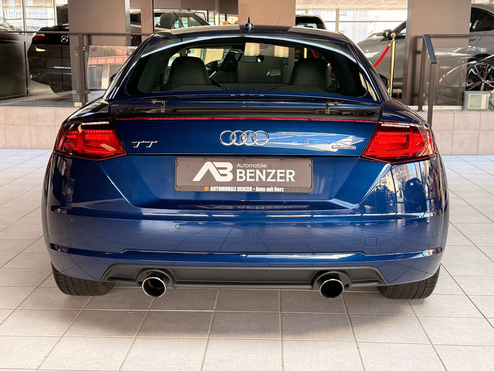 Fahrzeugabbildung Audi TT Coupe 2.0 TFSI Quattro /AUTOMATIK/NAVI/ALCANT