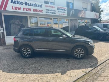 Volkswagen Tiguan - 8