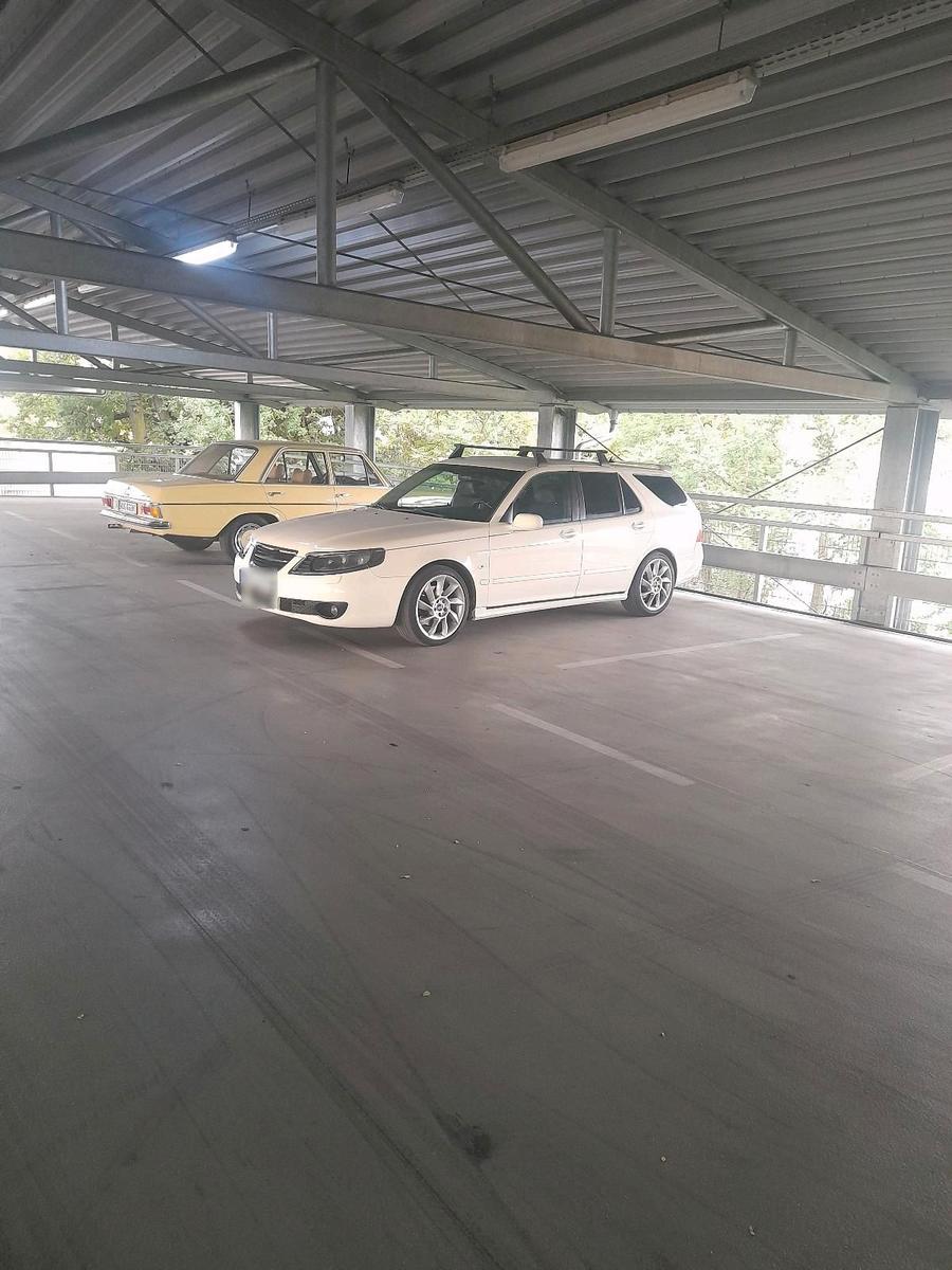 Saab 9-5 2007 — вигляд ззаду