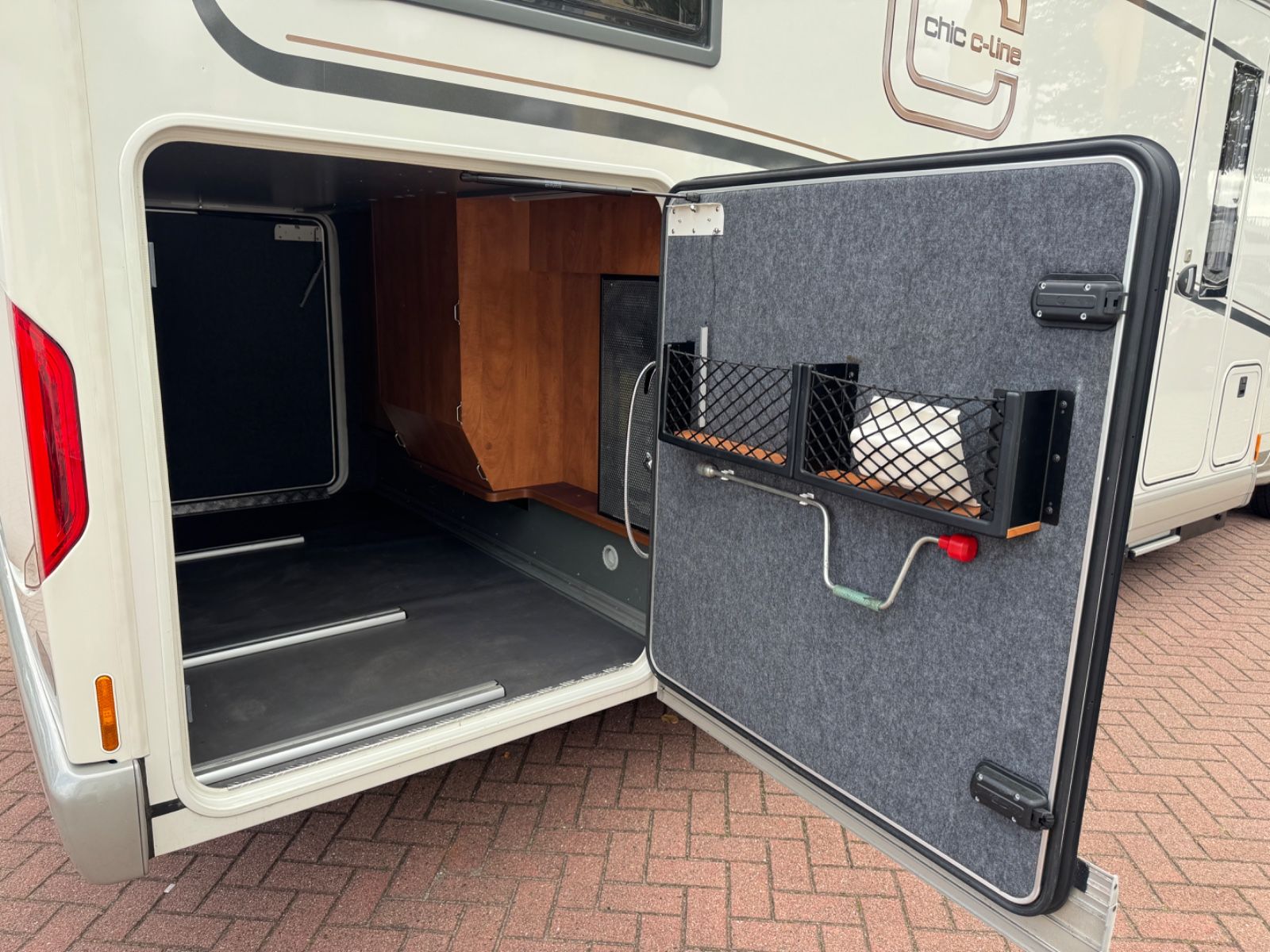 Fahrzeugabbildung Carthago CHIC C-LINE T 4.9 LE 9GT AUTOMATIK DUCATO MAXI