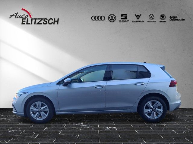 Fahrzeugabbildung Volkswagen Golf VIII TSI LED Navi AID ACC RFK SH LM