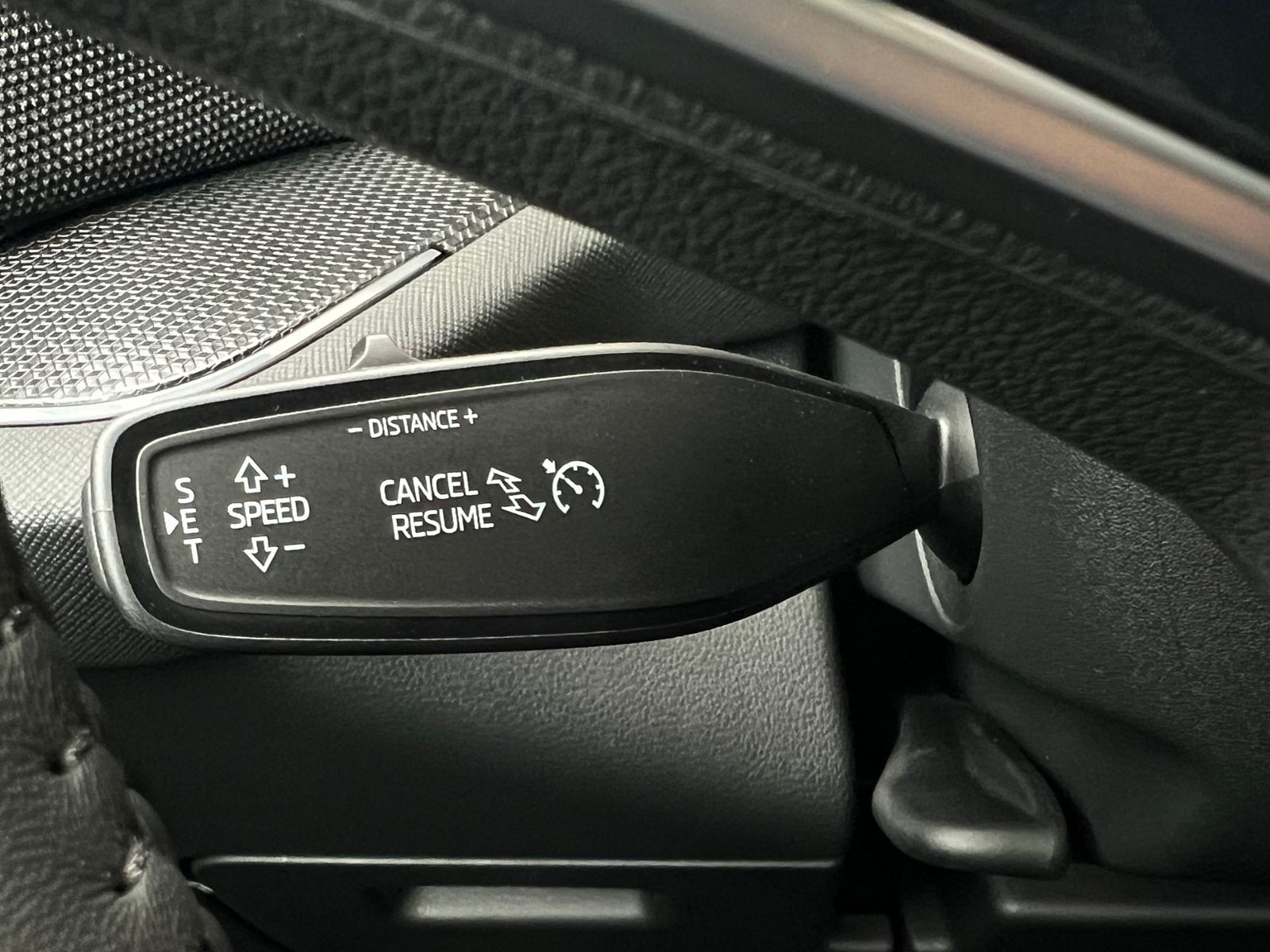 Fahrzeugabbildung SKODA Kodiaq  Selection 2.0 TDI DSG 4x4 * LED,Navi,AHK