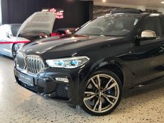 Fahrzeugabbildung BMW X6 M50 i (ICONIC/HEADUP/PANO/3D-CAM/ACC