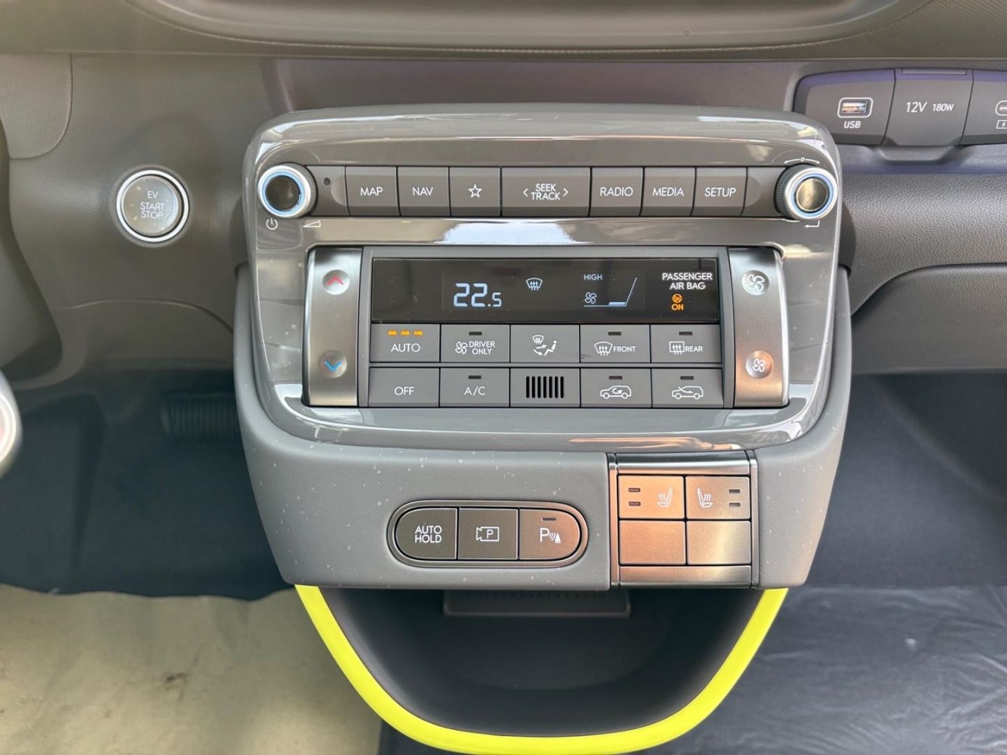 Hyundai INSTER – Bild 16