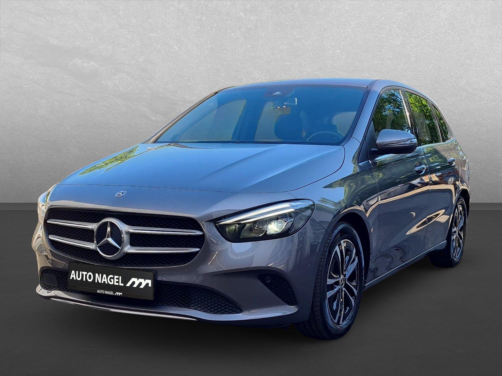Mercedes-Benz B 180