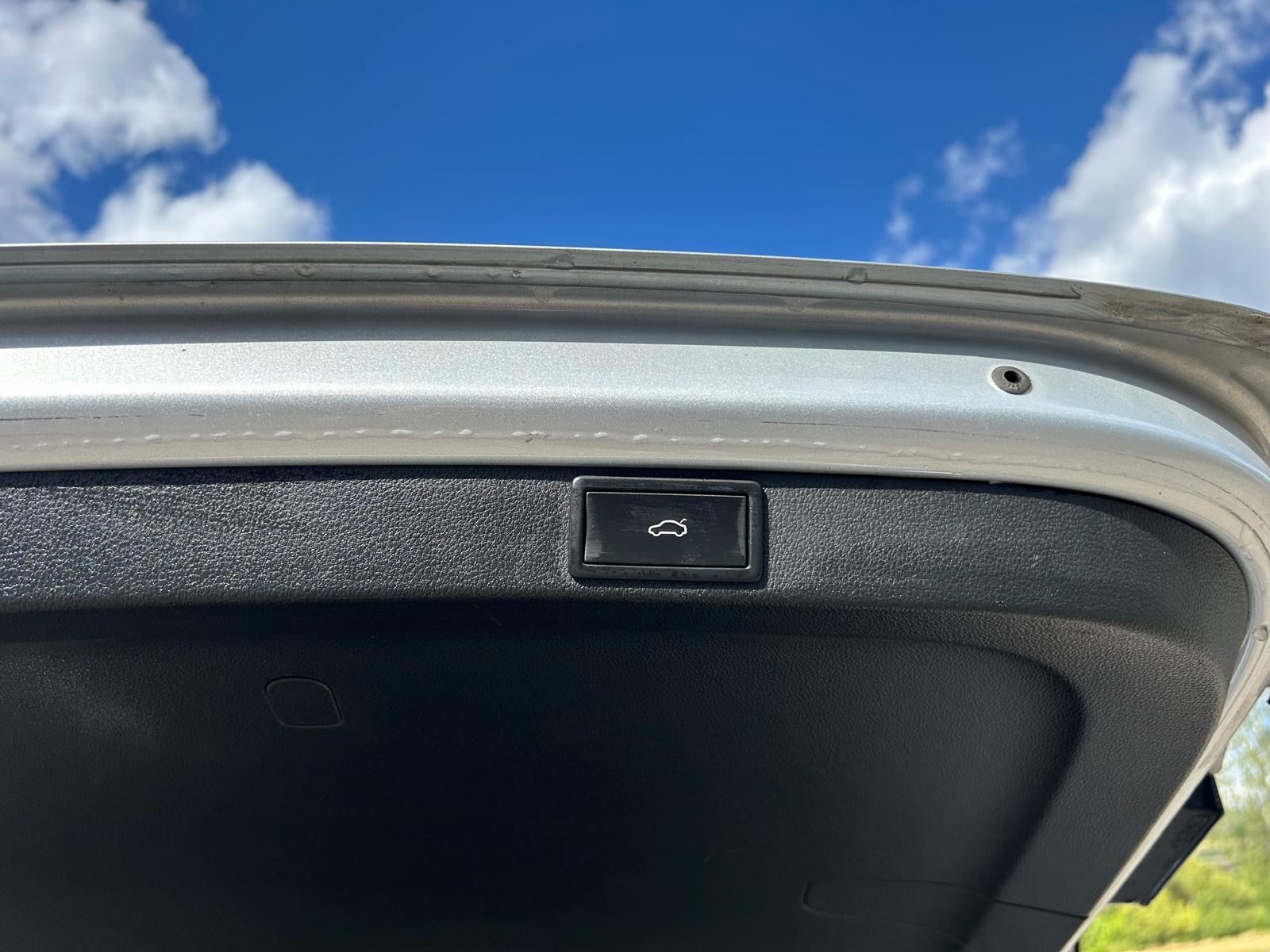 Fahrzeugabbildung SKODA Octavia Combi Style°Leder°AHK°HeadUp°Memory°LED