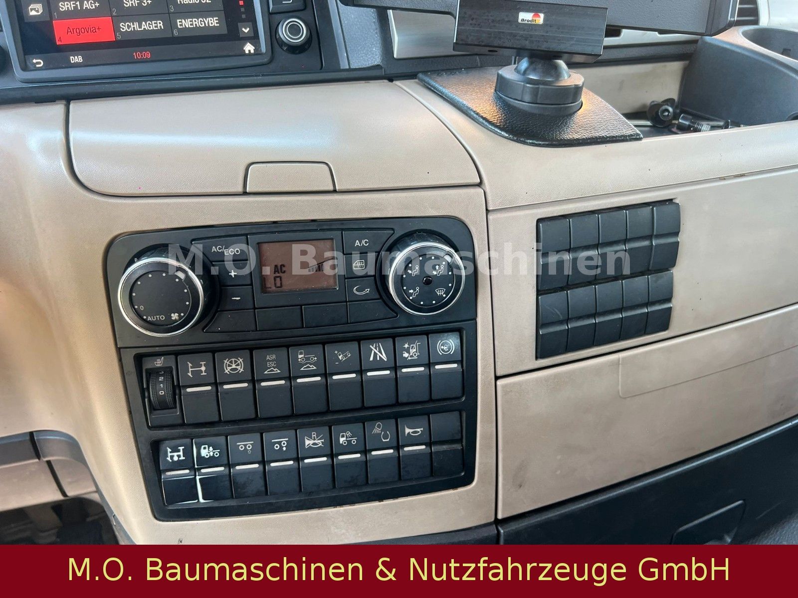 Fahrzeugabbildung MAN TGS 28.460 / Euro6/ L+L/ AC/Sobag B26.59 SK
