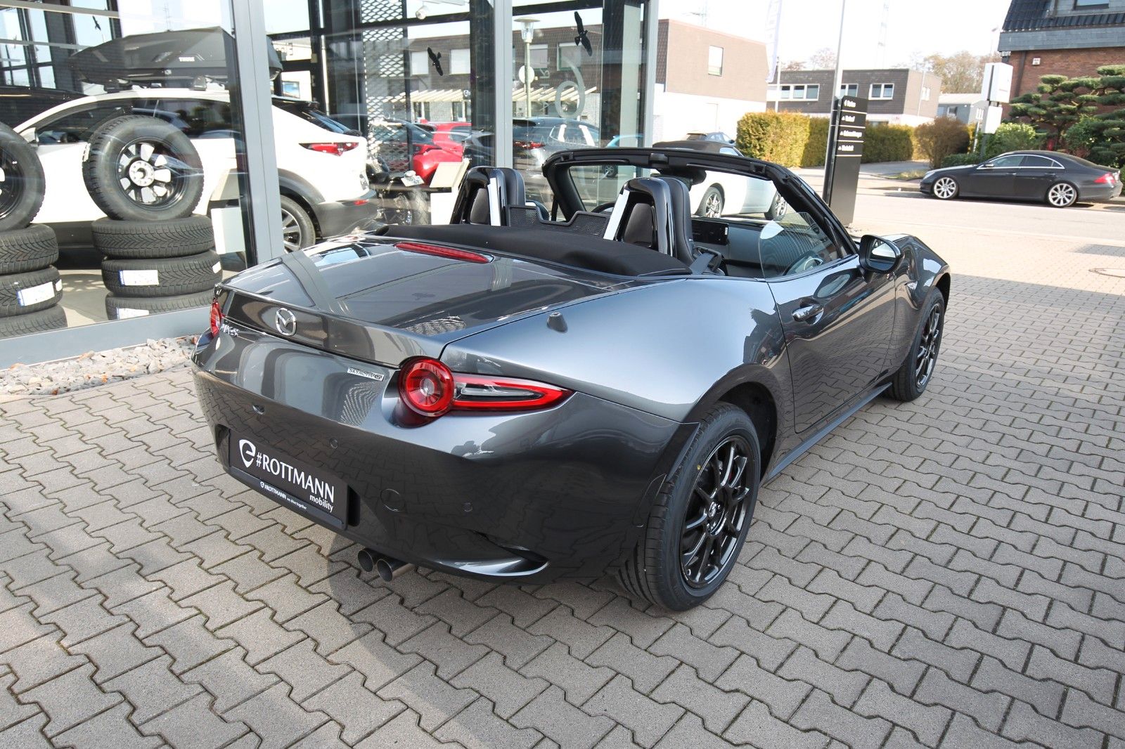 Mazda MX-5 - Bild 2