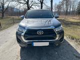 Toyota Hilux Comfort mit Hardtop und Anhängerkupplung - gebrauchte Toyota Hilux aus dem Jahr 2024