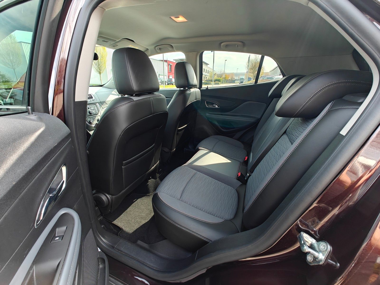 Fahrzeugabbildung Opel Mokka Innovation - Navi, Kamera, SHZ, LHZ, 4S -