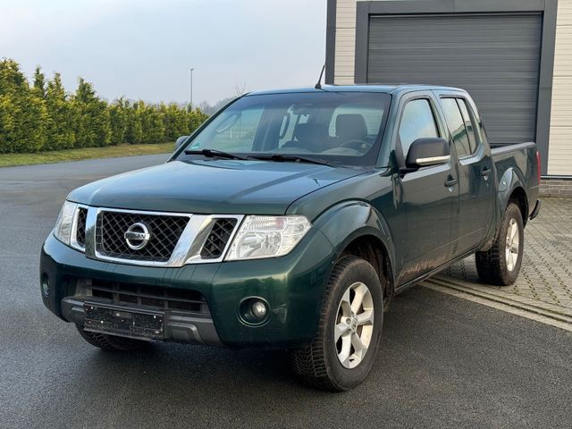 Nissan Navara 2.5 dCi Pickup Double Cab SE 4x4 LB AHK