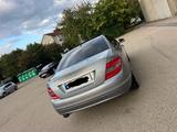 Mercedes-Benz C 220 CDI BlueEFFICIENCY W204 - Mercedes-Benz C 220: W204 Cdi