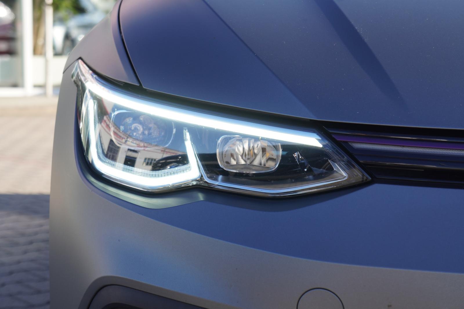 Volkswagen Golf VIII 1.5 16V TSI Life LED ACC App-Connect