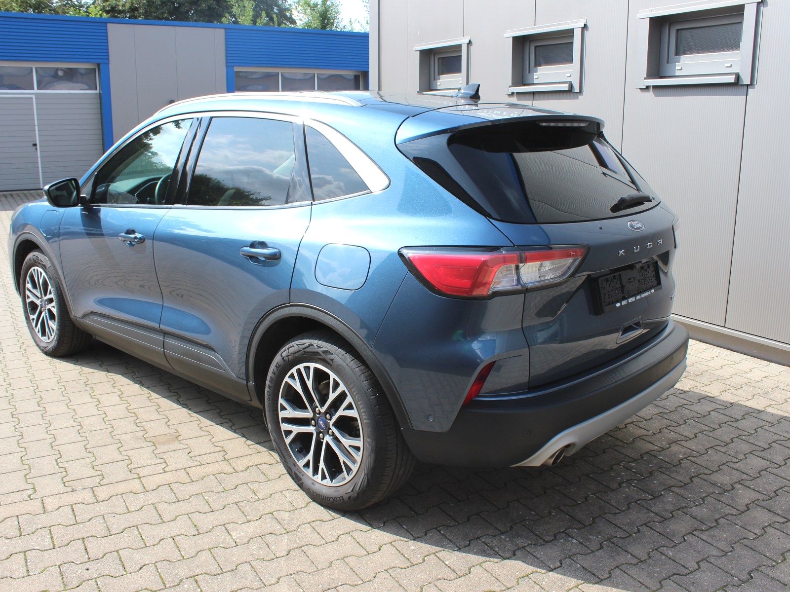 Fahrzeugabbildung Ford Kuga Plug-In Hybrid Titanium X 2,5 Duratec