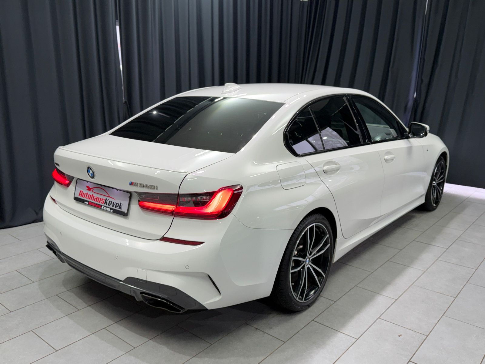 Fahrzeugabbildung BMW M340 i xDrive LIMO|Deutsches FZG|