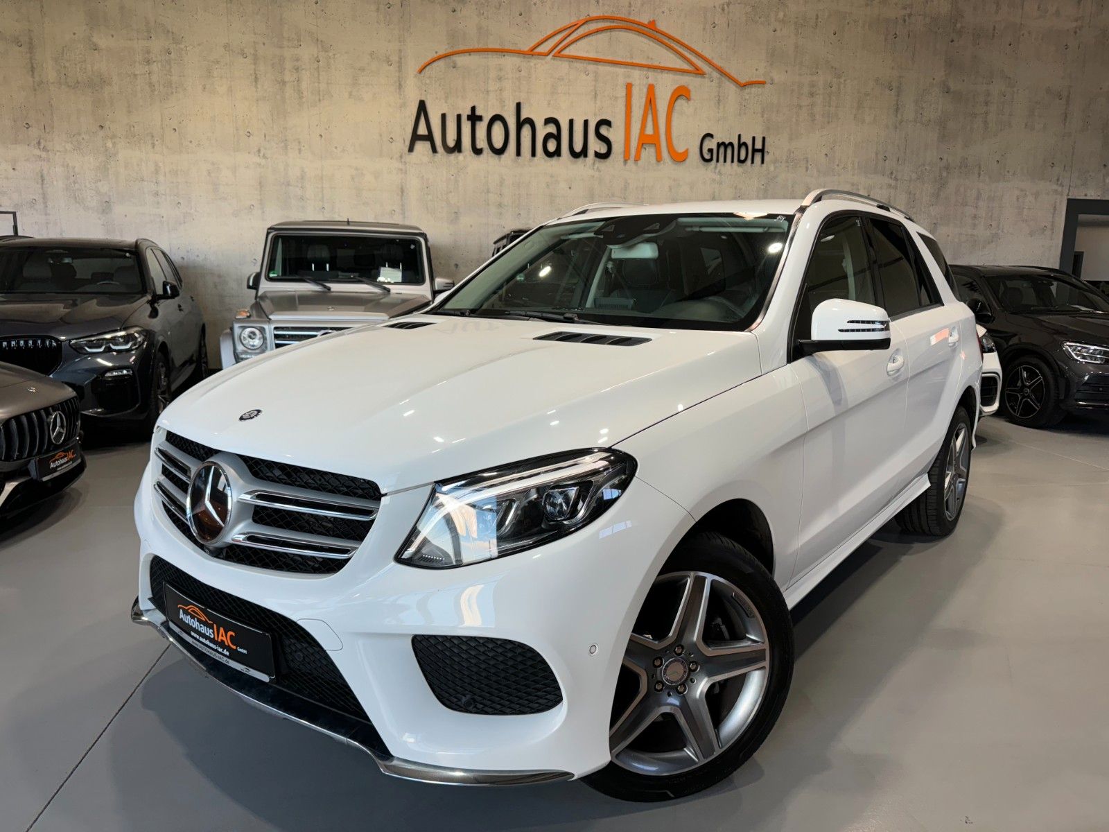 MERCEDES-BENZ GLE 350/4-Matic/TOTW/LED/AHK/AMG/ACC/360*/LEDER